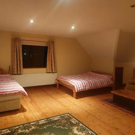 Bree House Sleeps 16 With Free Parking Holiday home Keenagh